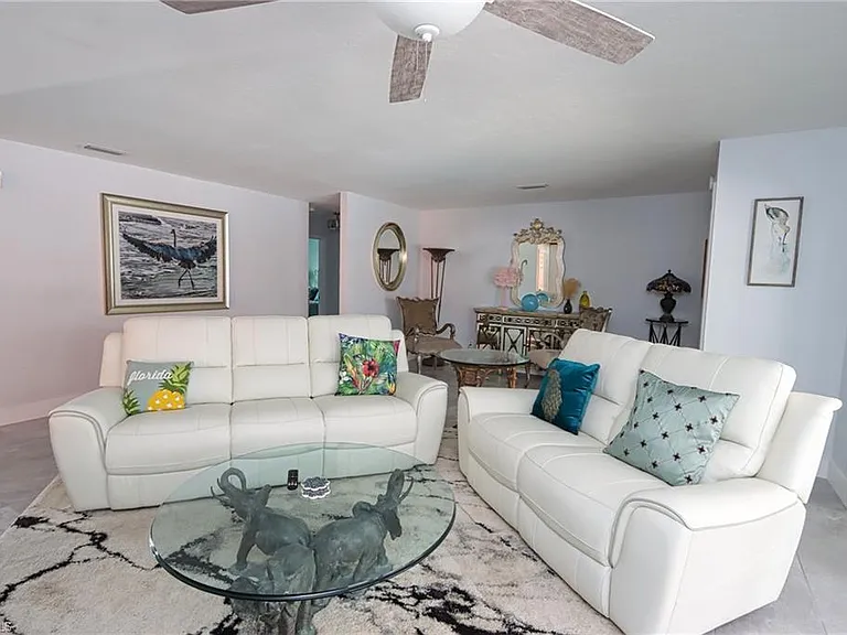 27165 Edenbridge Ct — Photo 8