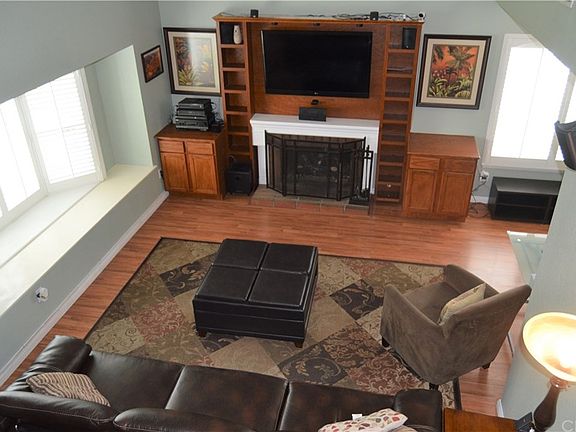 4th image of 1124 Iris Cir