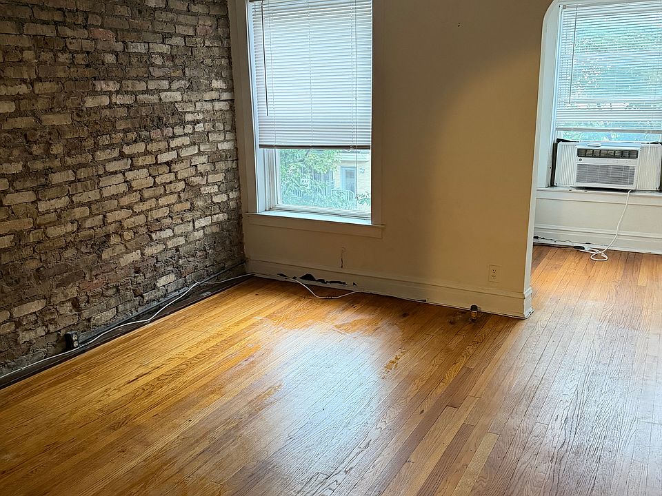 1st image of 1245 W Byron St #2