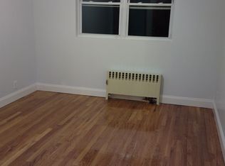 3081 46th St, Astoria, NY 11103
