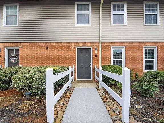 2nd image of 7750 Roswell Rd Unit 9B