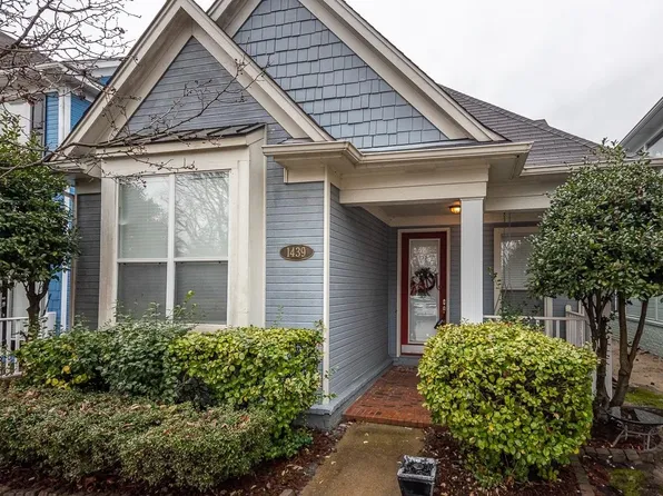 1439 Down River Dr, Memphis, TN 38103