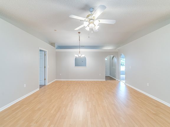 5th image of 4219 Stonefield Dr