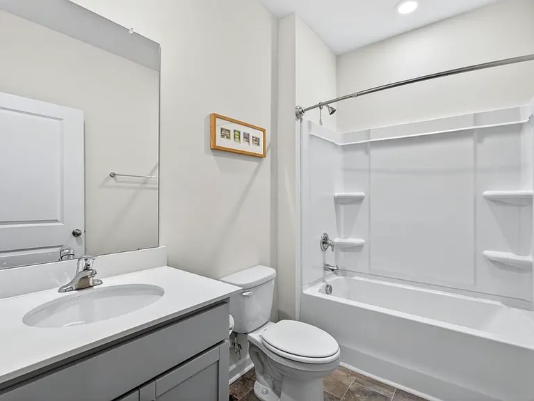 462 Fenwick Dr — Photo 22