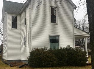 543 W Spring St, Greenville, IL 62246