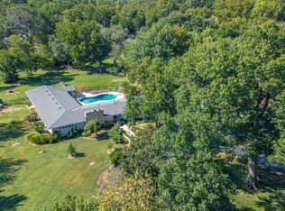 7 Valley Rd, Arkansas City, KS 67005