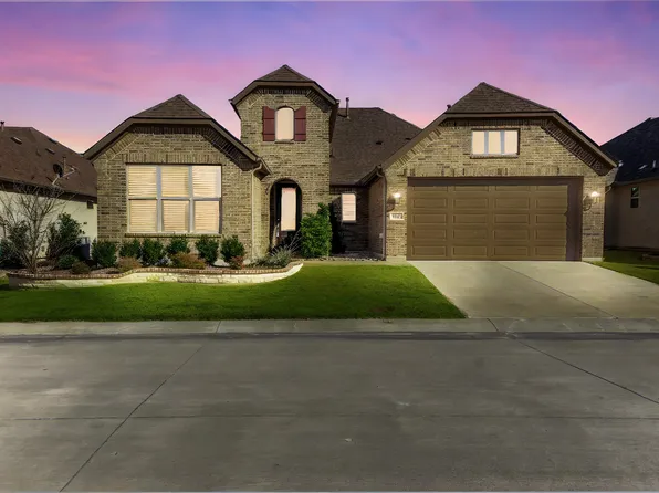 8509 Crestview Dr, Denton, TX 76207