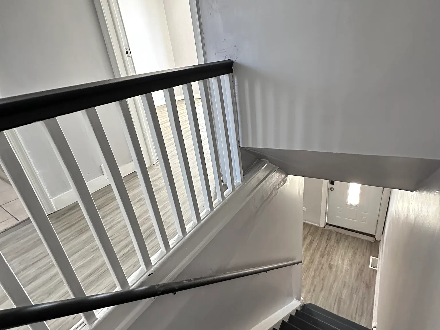 3 bed, 1152 sqft, $1,575 — Photo 3