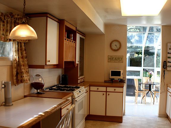 Kitchen-2nd View