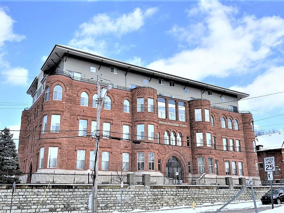 1st image of 2700 Ashland Ave Unit 25
