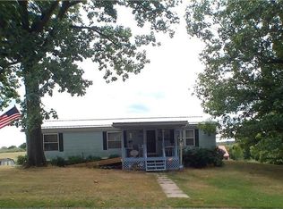 2022 Waterford Rd, East Palestine, OH 44413