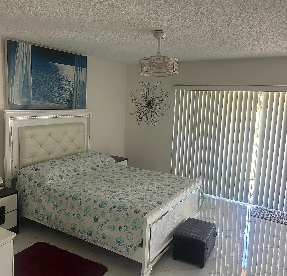 2 bed, 1.5 bath, 1065 sqft, $2,400 — Photo 3