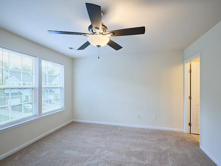 457 Woodbark Ct — Photo 14