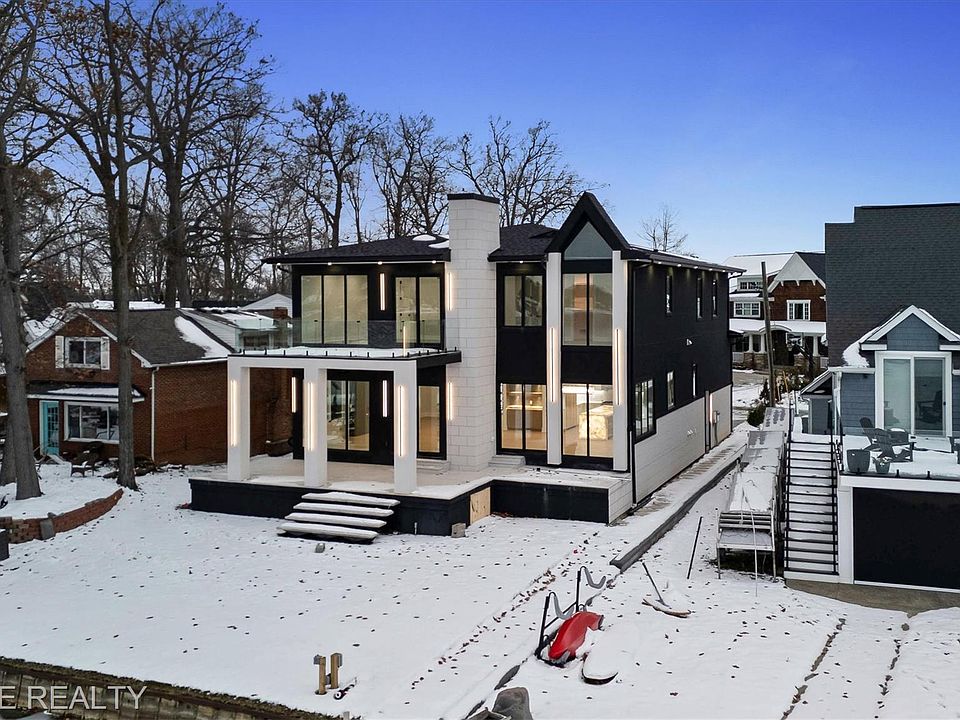 1st image of 13281 Haddon St