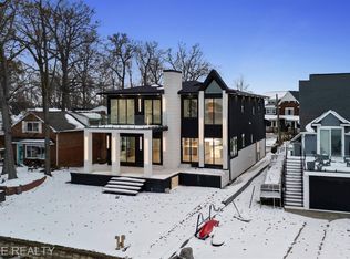 13281 Haddon St, Fenton, MI 48430