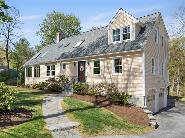 43 Hosmer St, Acton, MA 01720