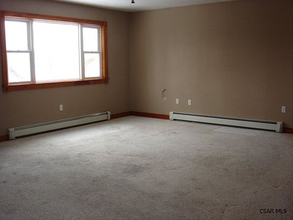 3rd image of 156 Park Ave