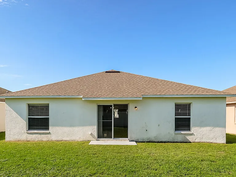 12008 Butler Woods Cir — Photo 16