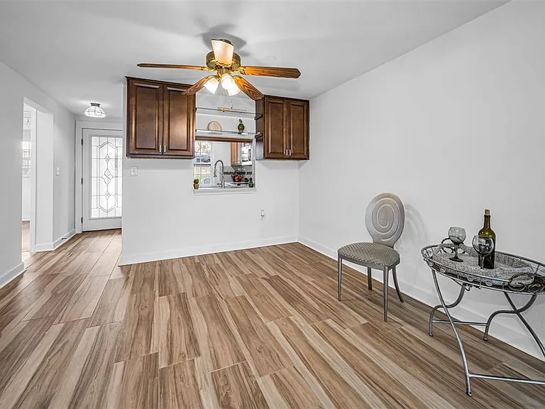 4200 Hampton Dr — Photo 13