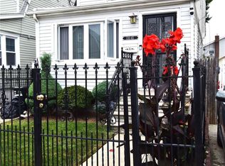 13045 220th St, Springfield Gardens, NY 11413