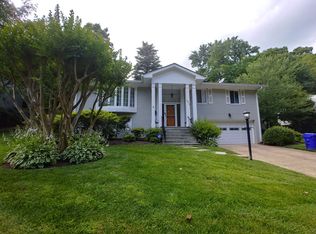 3813 36th Rd N, Arlington, VA 22207