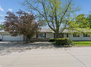 612 Lincoln St, Gladbrook, IA 50635
