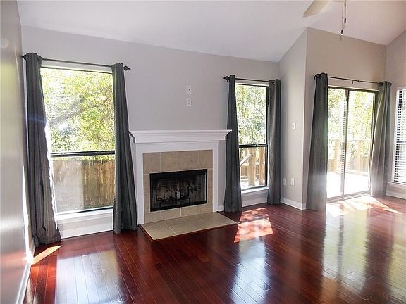 2nd image of 231 Plimsol Ct