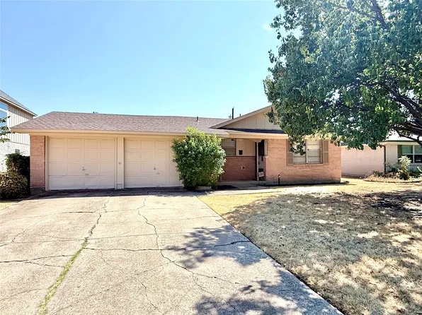 1310 Hampshire Ln, Richardson, TX 75080