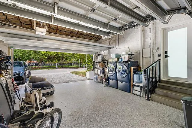 930 Stillwater Dr — Photo 22