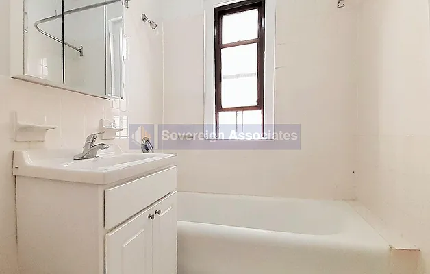 Rented by Sovereign Associates | media 1