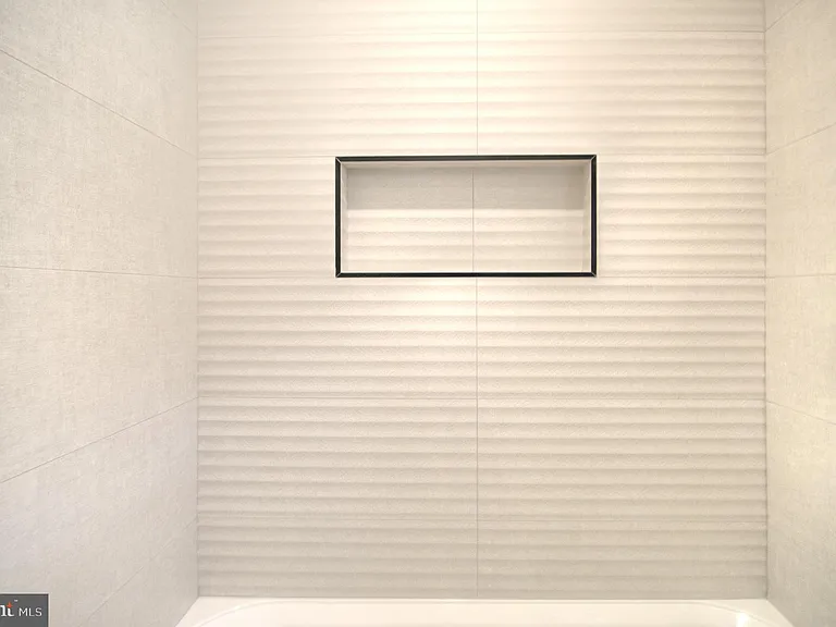 123 Park Ave — Photo 19