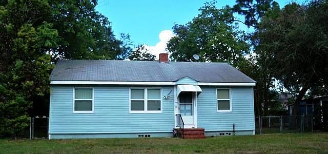1st image of 1225 Plymouth Pl