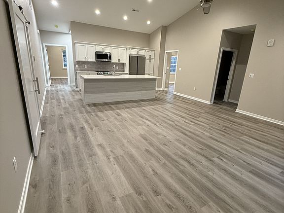 3rd image of 2225 W Mill Rd #221