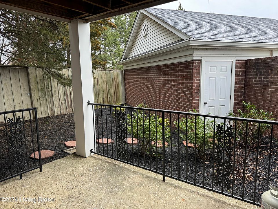 2nd image of 1286 Parkway Gardens Ct APT 123