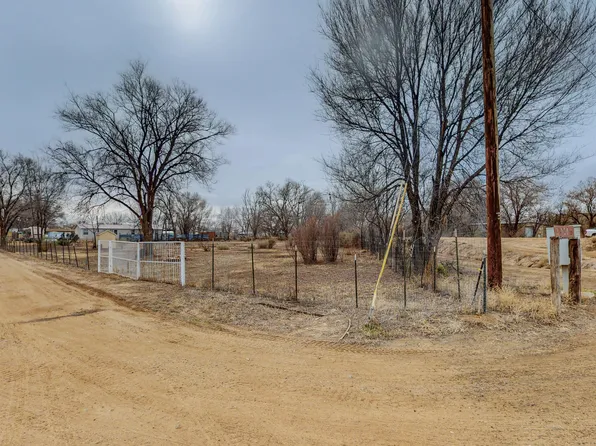 12 Banco Rd, Belen, NM 87002
