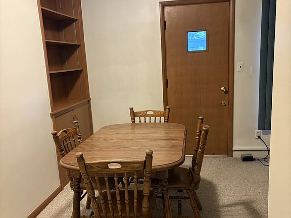 4th image of 1027 Cramer Ct