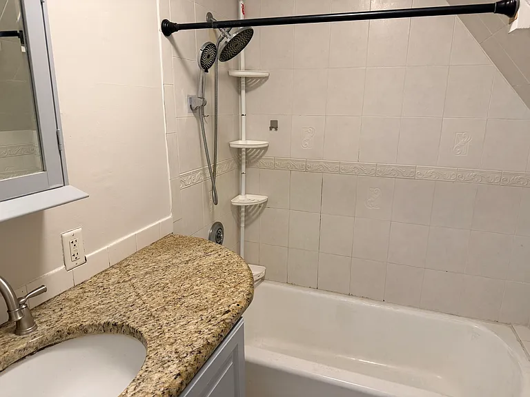 8 Winnemay St #2 — Photo 5