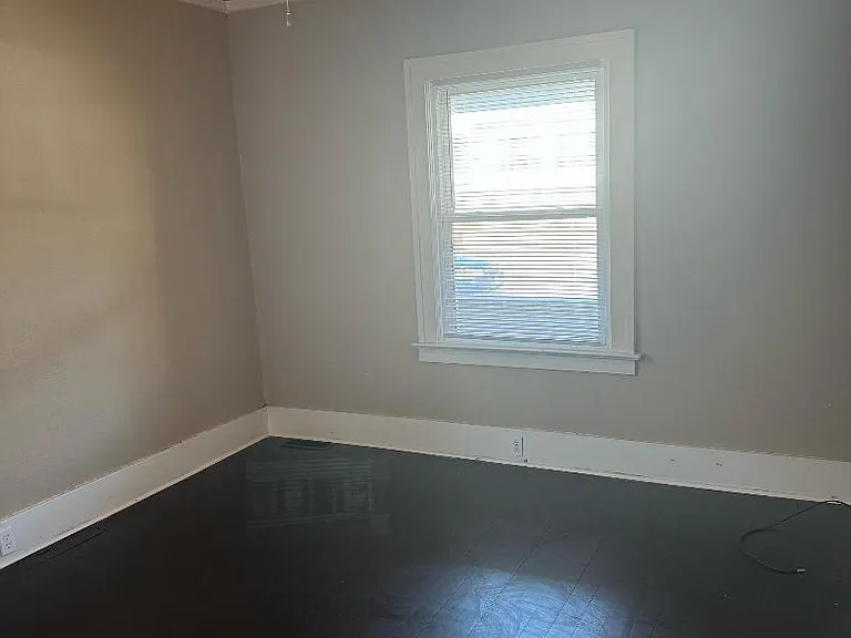 1507 Whitener St — Photo 10