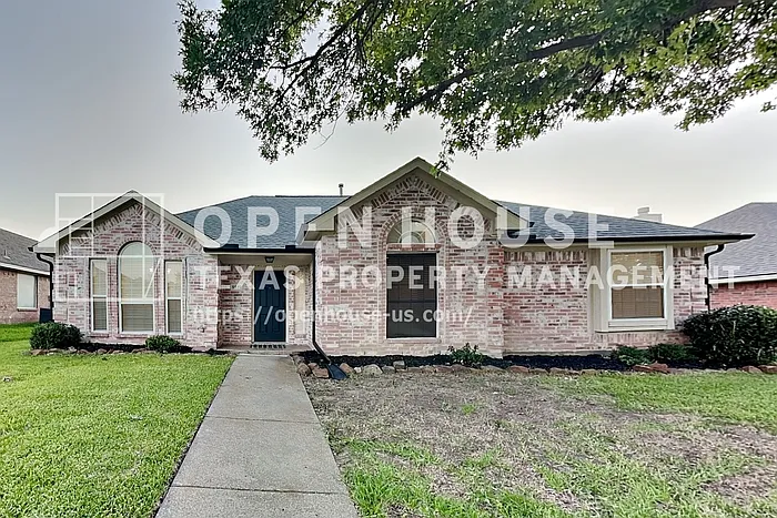5510 Lee Hutson Ln