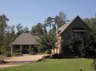 84 Marais Rdg, Hattiesburg, MS 39402