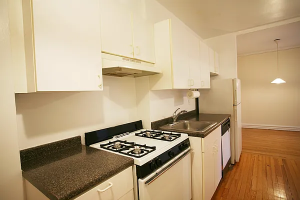 Sold by Simone Song Properties, LLC | media 26