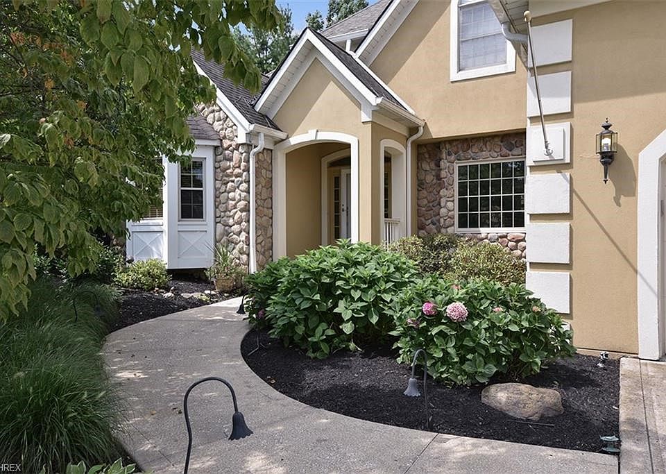 1st image of 80 W Orange Hill Cir