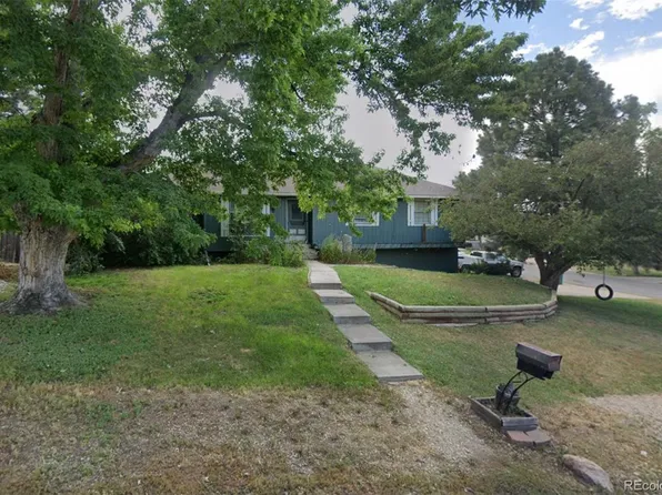 905 S Vance Street, Lakewood, CO 80226