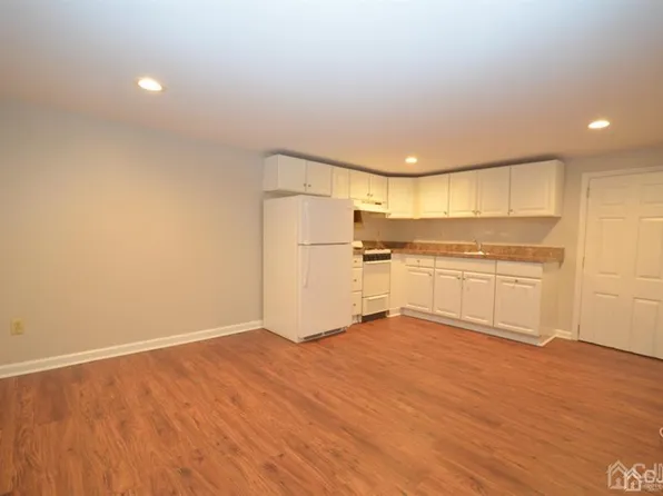 405 N Washington Ave, Dunellen, NJ