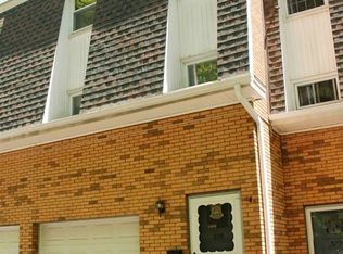 328 Dunfey Ln #328, Windsor, CT 06095