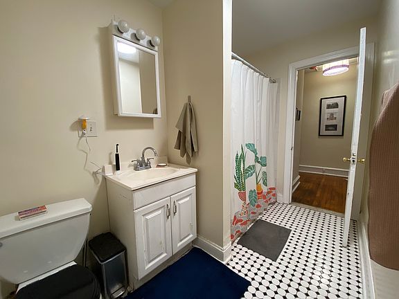 3rd image of 4839 Pine St APT B1