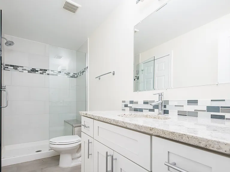335 N Josephine St #A — Photo 60