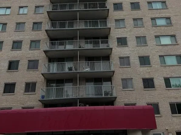 2500 N Van Dorn St APT 212, Alexandria, VA 22302