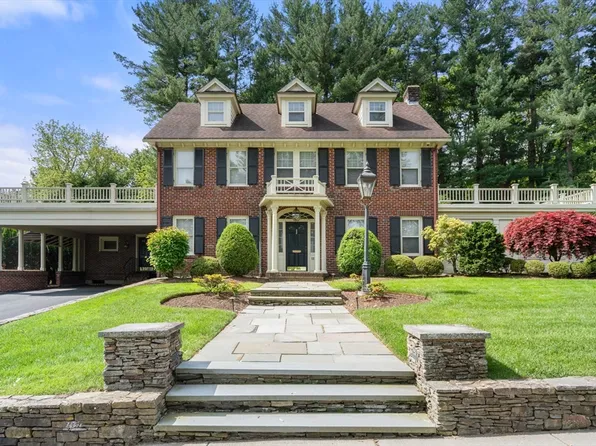 11 Hancock Hill Dr, Worcester, MA 01609