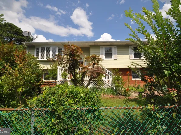 60 Hydrangea St, Browns Mills, NJ 08015